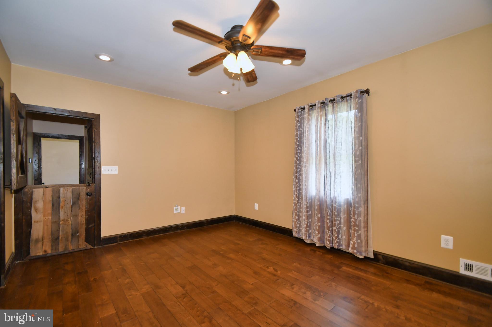 335 Stillwater Road Baltimore, MD 21221 - Photo 26 of 42 Bedroom
