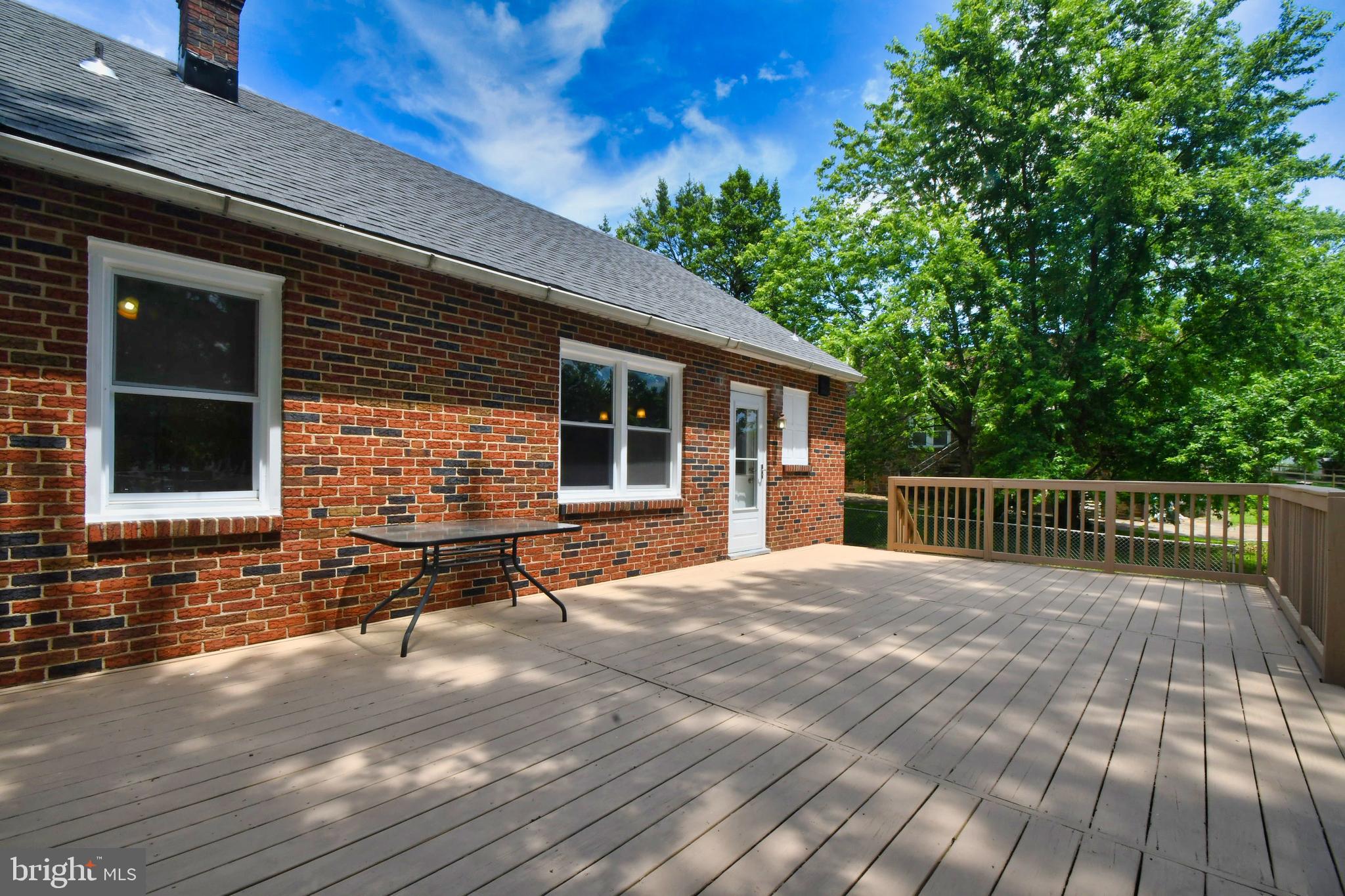 335 Stillwater Road Baltimore, MD 21221 - Photo 10 of 42 Huge Deck