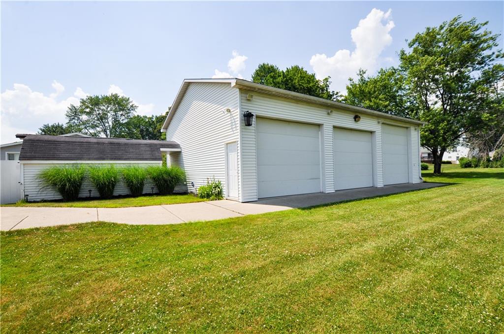 444 Whitestown Road Butler, PA 16001 - Photo 16 of 17