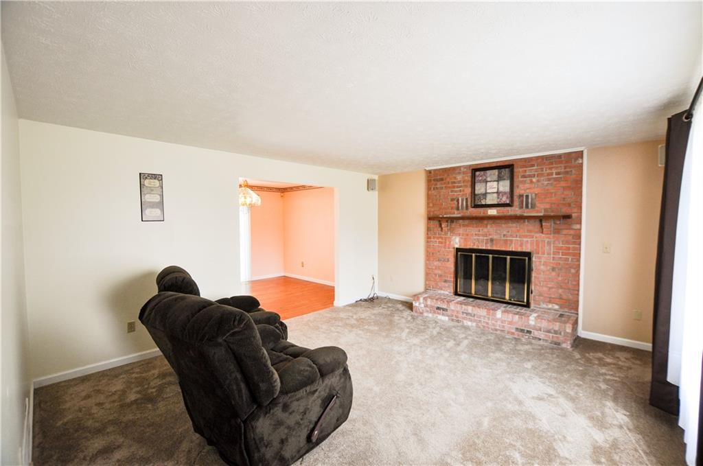 444 Whitestown Road Butler, PA 16001 - Photo 4 of 17