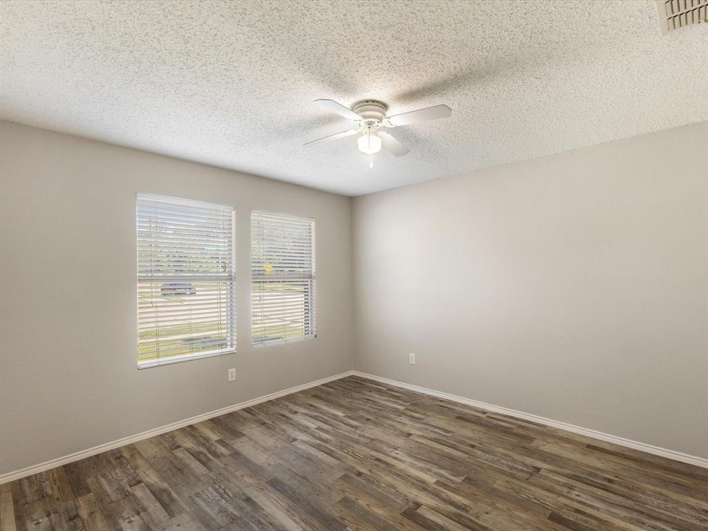 8212 Canoe Ridge Lane Denton, TX 76210 - Photo 18 of 40