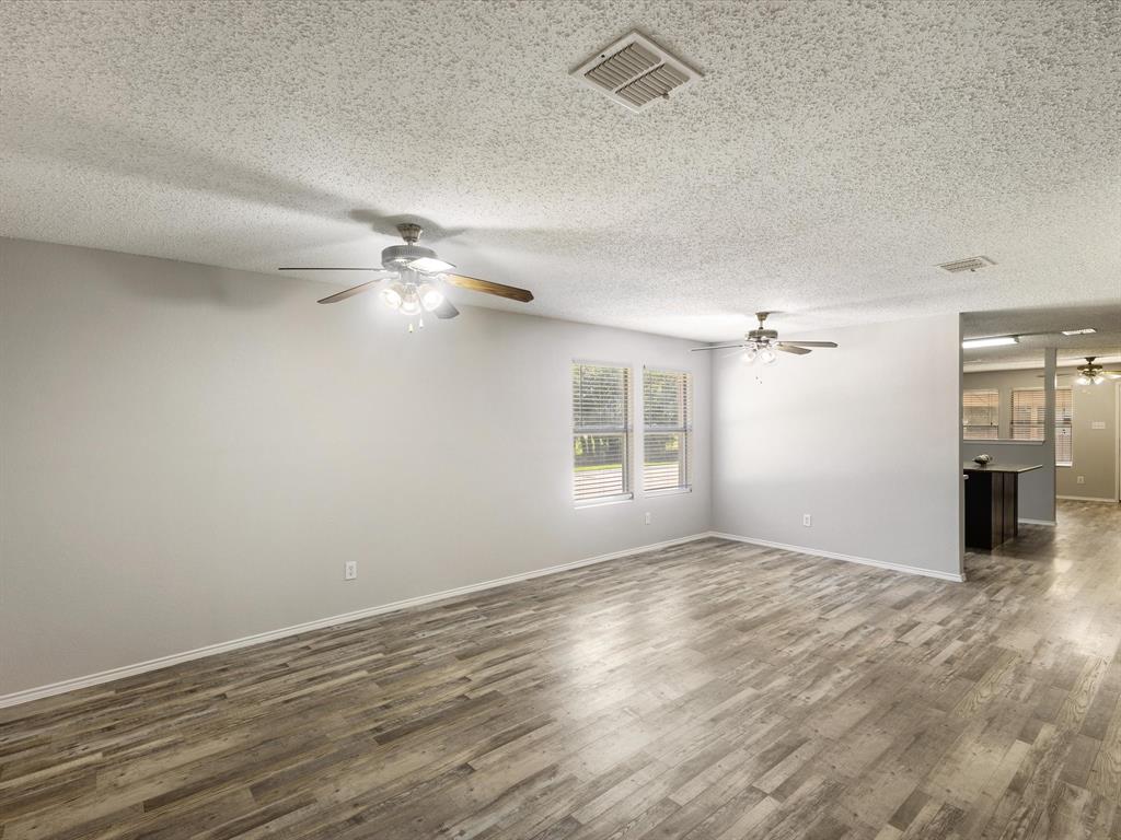 8212 Canoe Ridge Lane Denton, TX 76210 - Photo 6 of 40