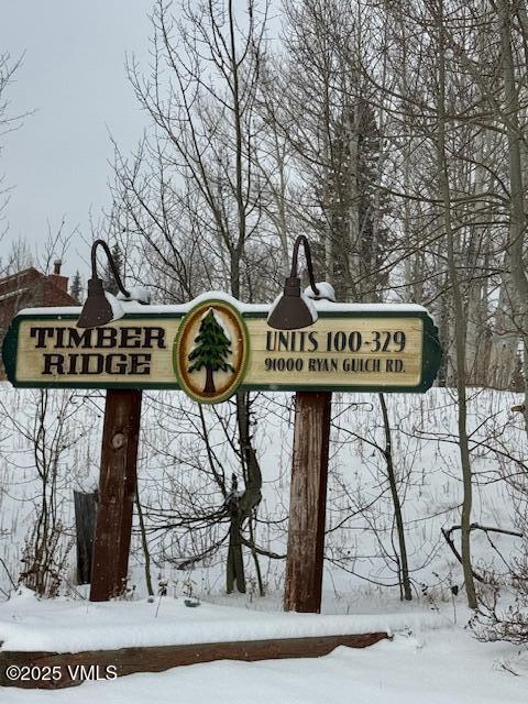 91300 Ryan Gulch Road, Unit 305 Silverthorne, CO 80498 - Photo 44 of 46 a view of street sign