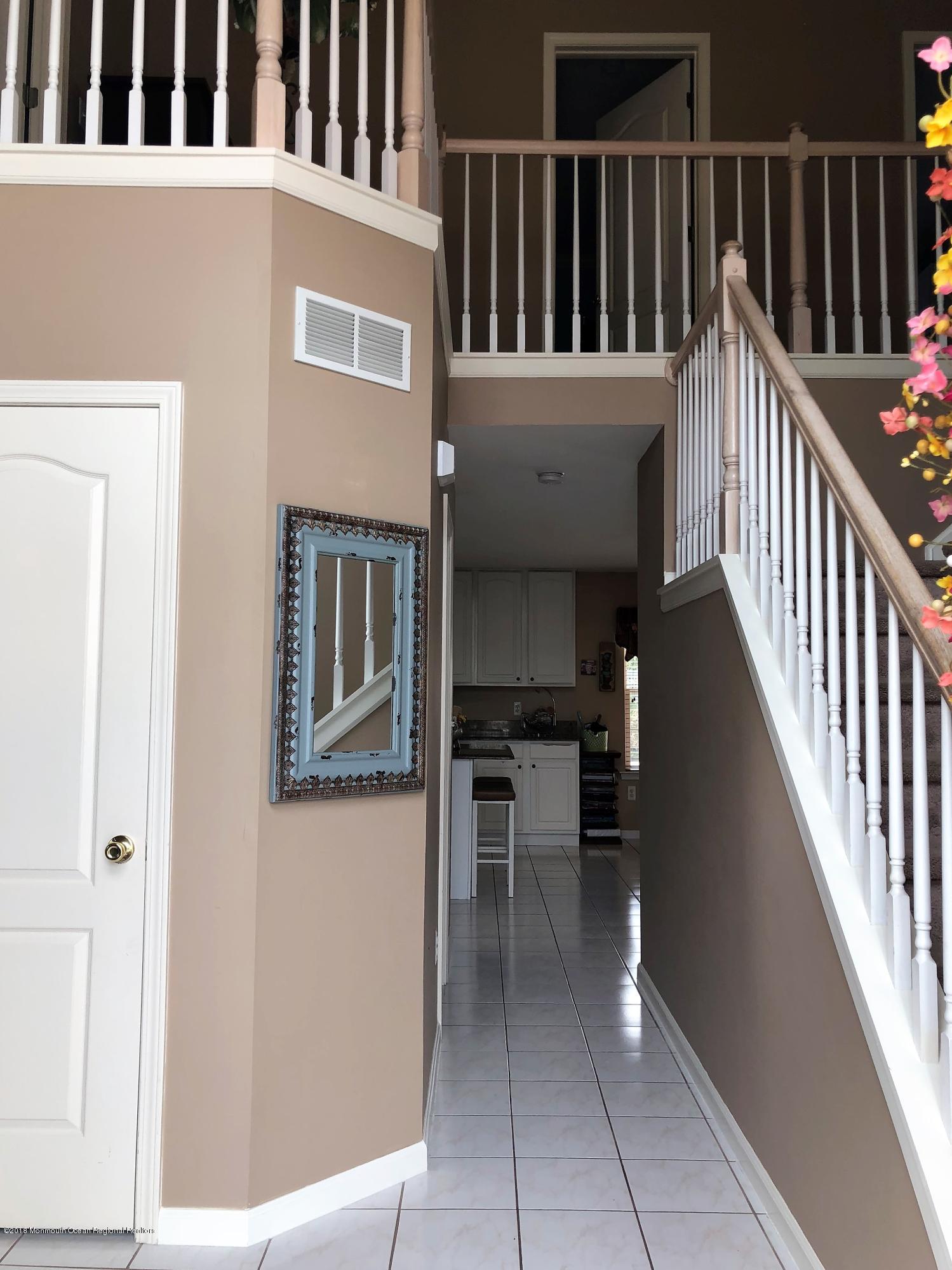 176 Barracuda Road Manahawkin, NJ 08050 - Photo 18 of 36 18 Two Story Foyer