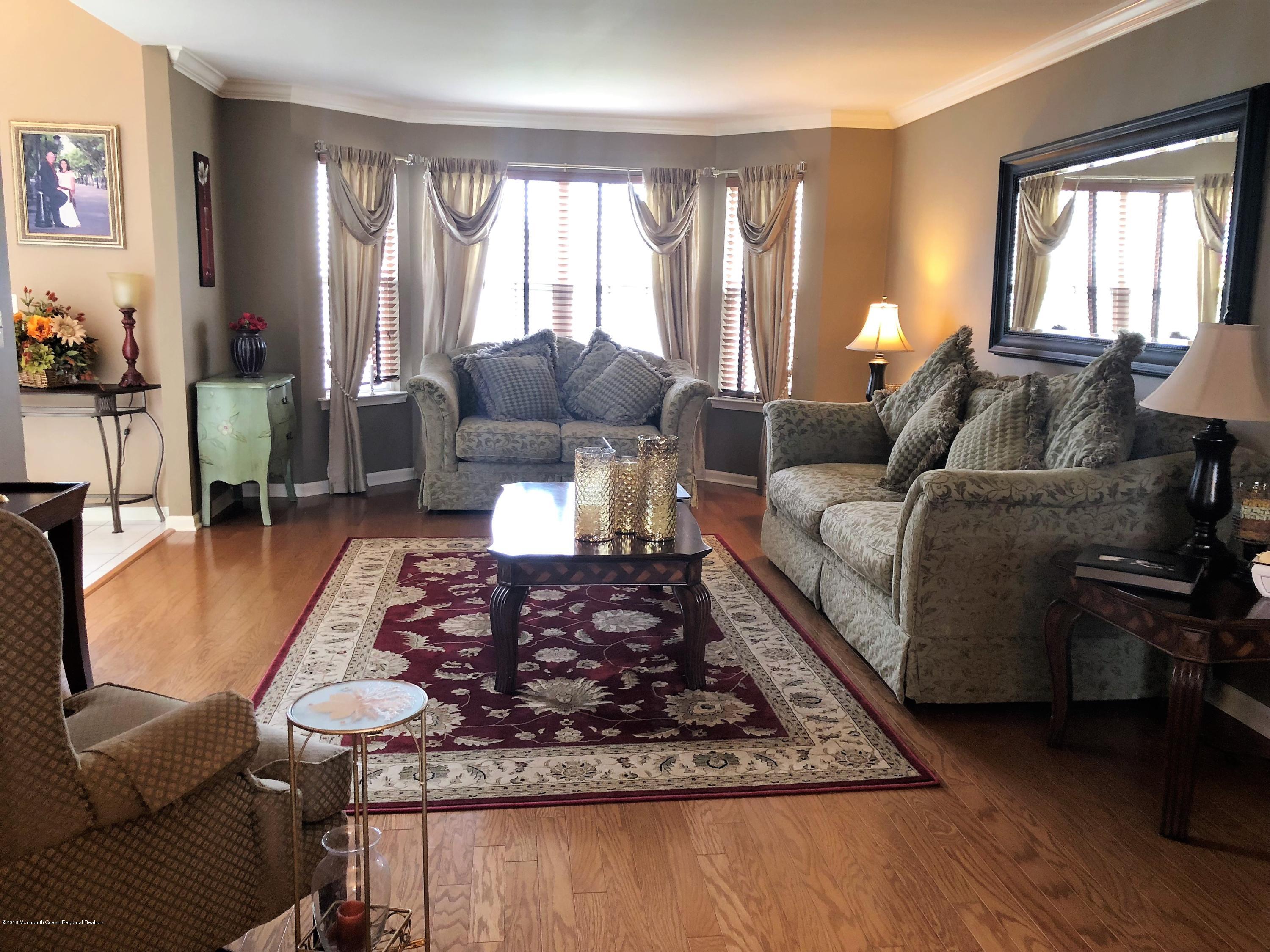 176 Barracuda Road Manahawkin, NJ 08050 - Photo 2 of 36 2 LR