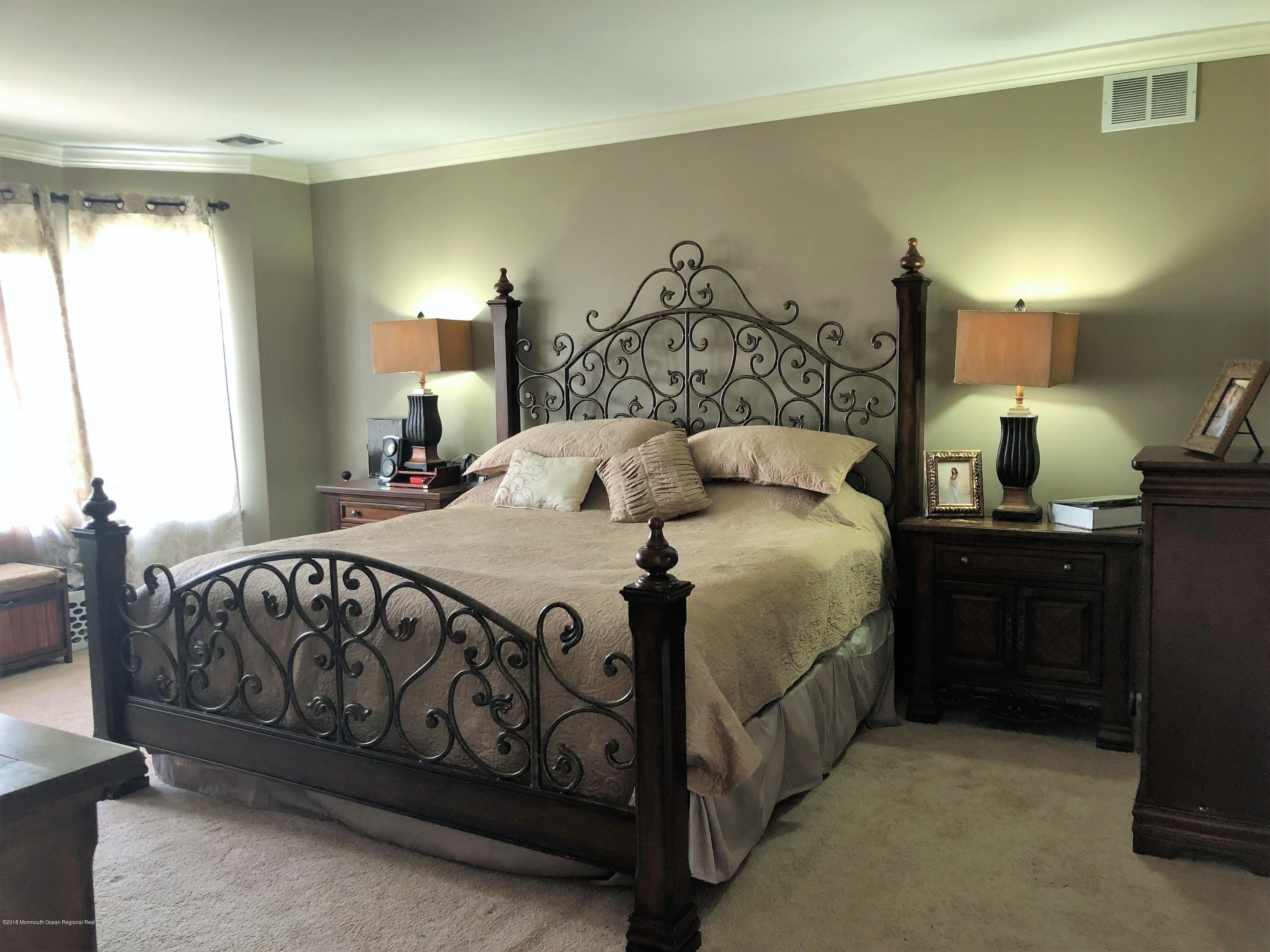 176 Barracuda Road Manahawkin, NJ 08050 - Photo 22 of 36 22 Master BR