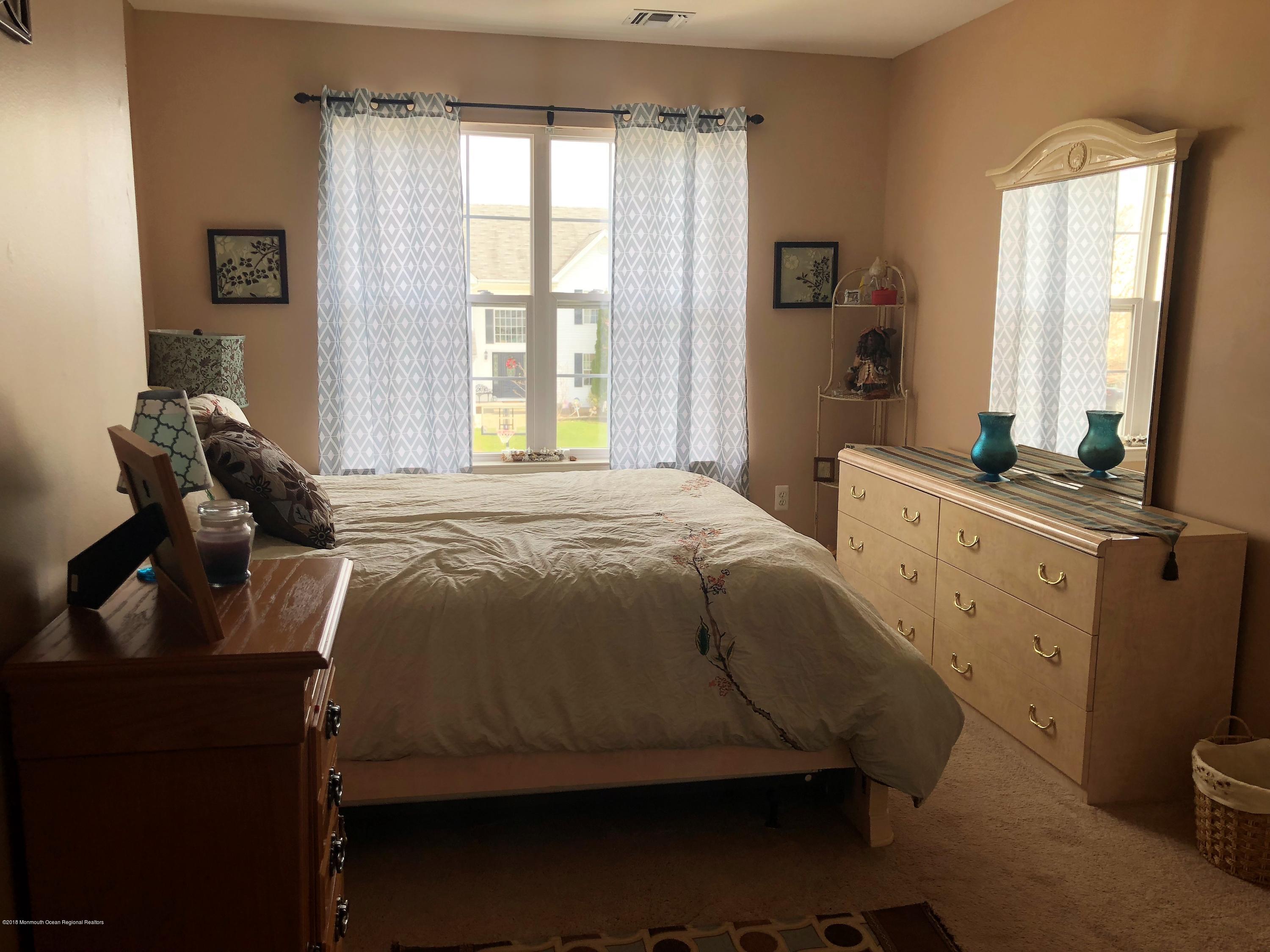 176 Barracuda Road Manahawkin, NJ 08050 - Photo 26 of 36 27 BR 2