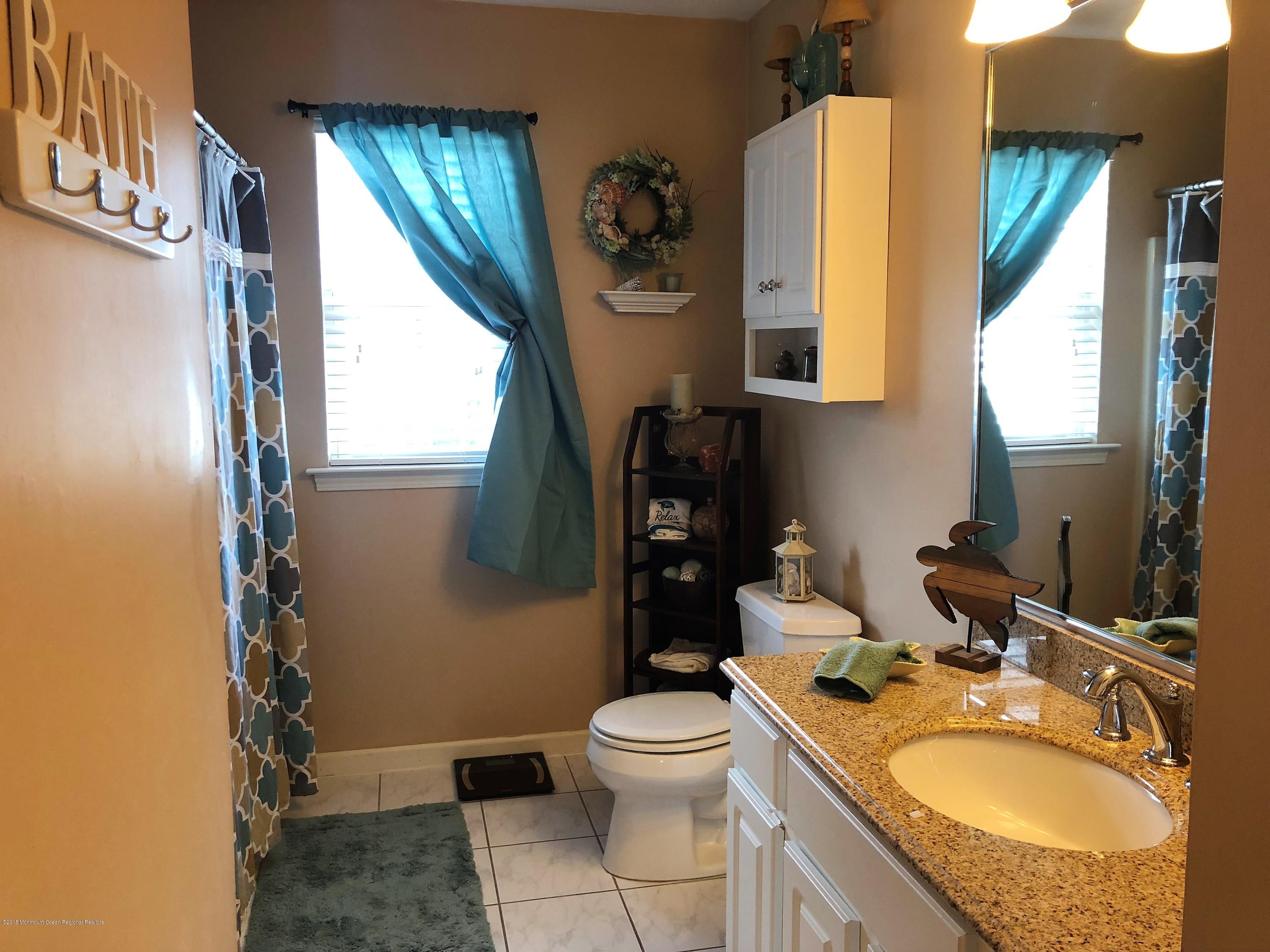 176 Barracuda Road Manahawkin, NJ 08050 - Photo 29 of 36 30 Hall Bath