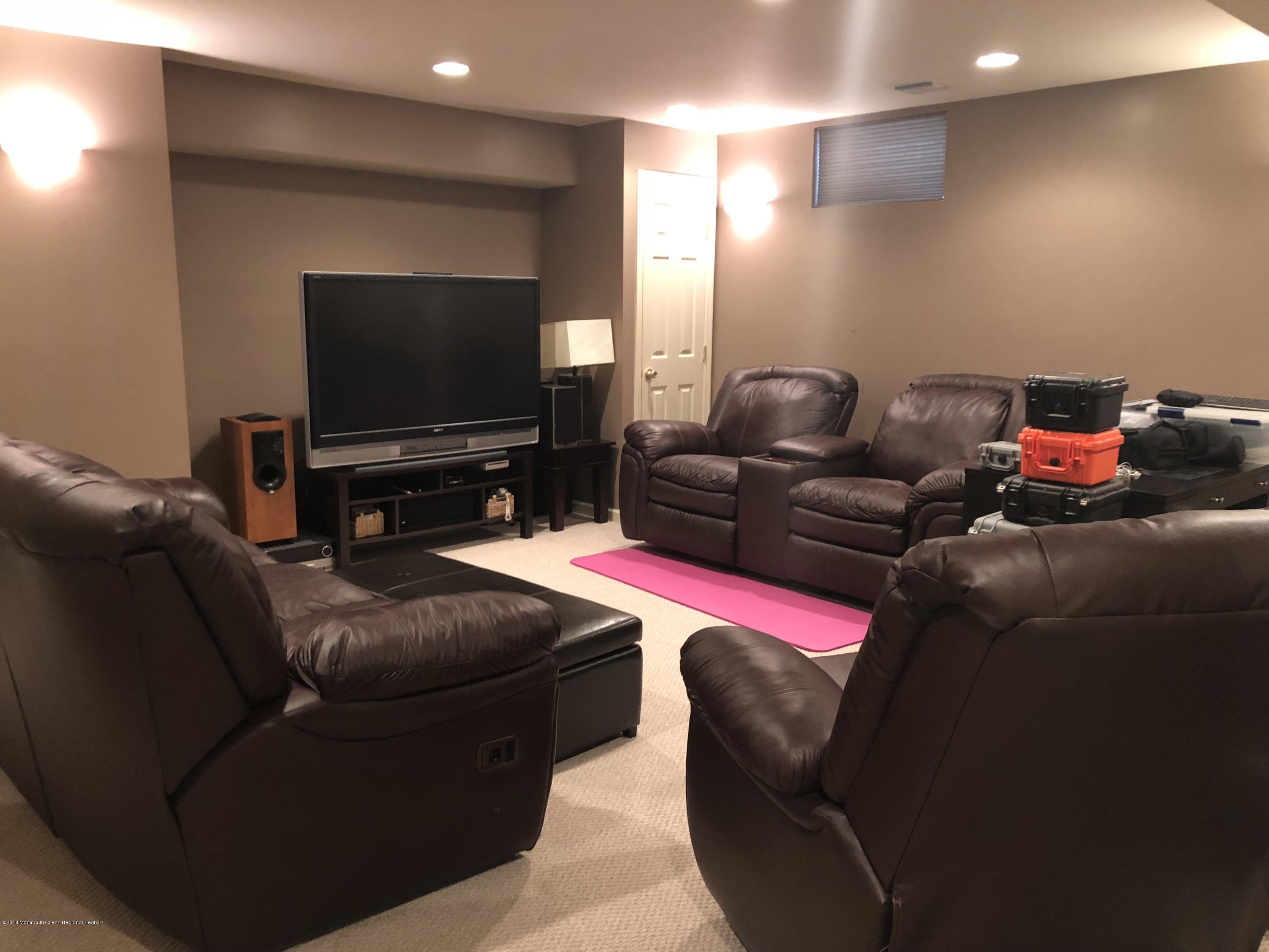 176 Barracuda Road Manahawkin, NJ 08050 - Photo 31 of 36 32 Basement