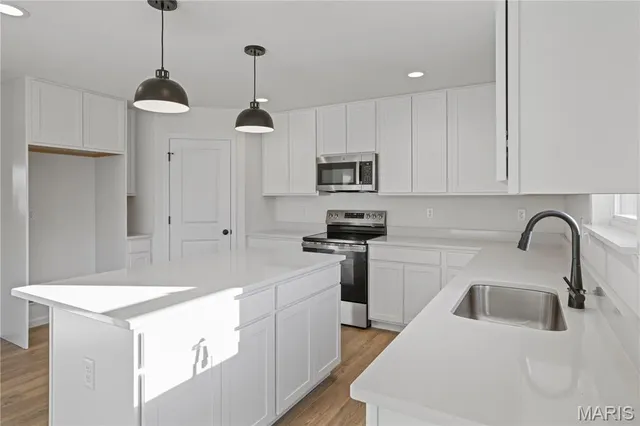 $455,961 | 1043 Red Fox Drive, Eureka, MO 63025