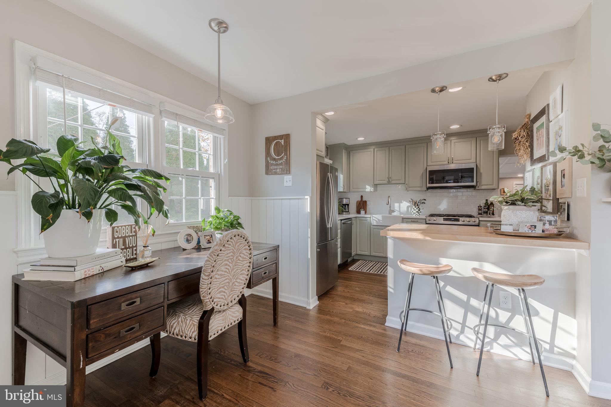 1902 Shenandoah Road Alexandria, VA 22308 - Photo 4 of 17