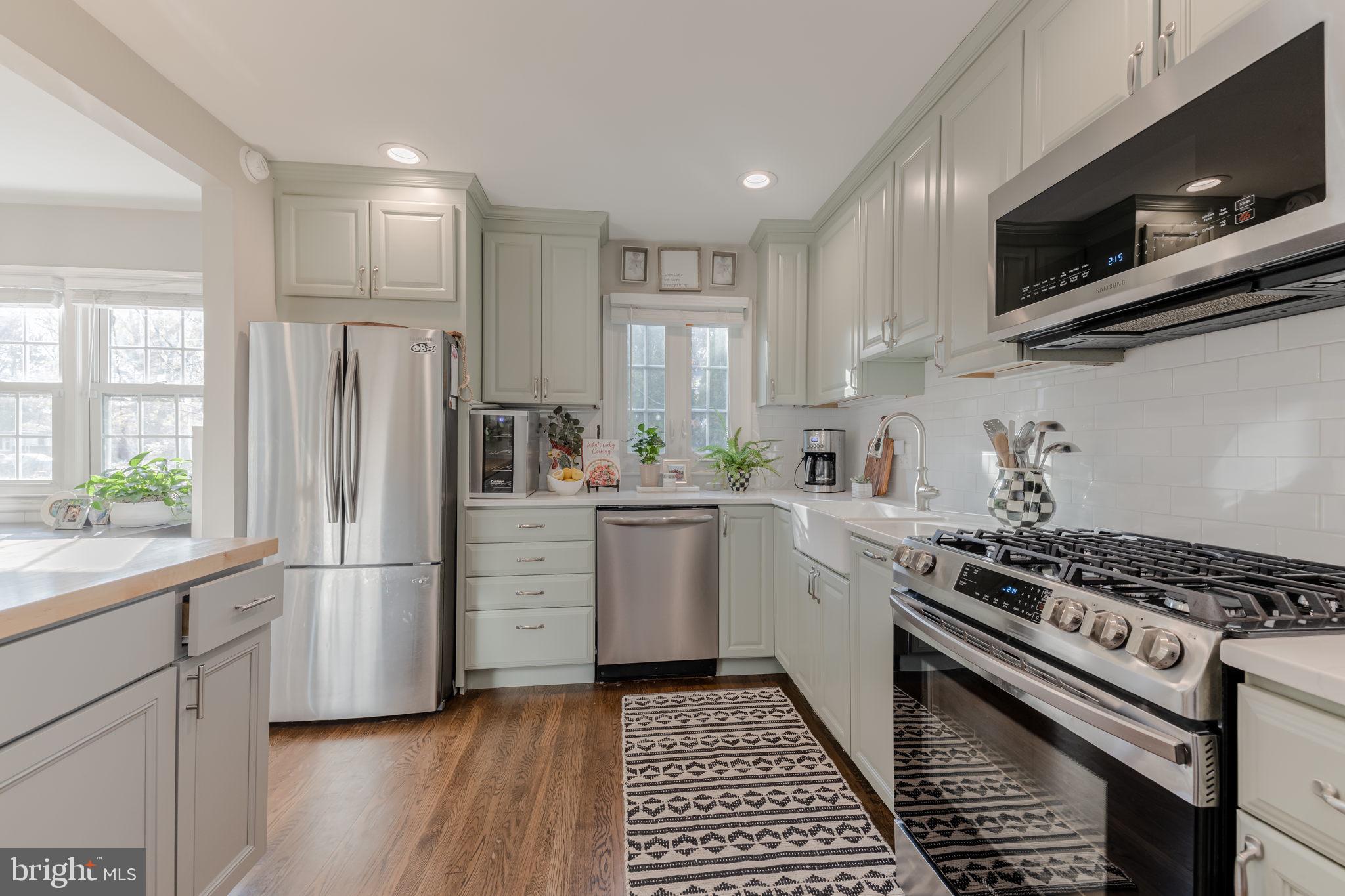 1902 Shenandoah Road Alexandria, VA 22308 - Photo 7 of 17