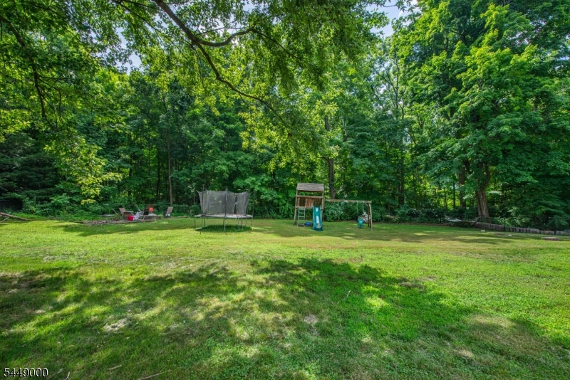 1570 Rt 565 Sussex, NJ 07461 - Photo 5 of 22