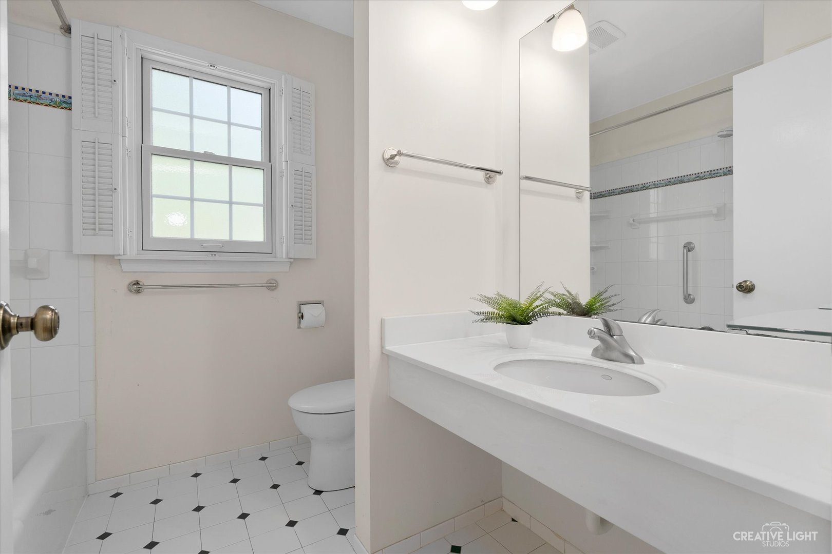 4113 West End Road Downers Grove, IL 60515 - Photo 25 of 40 Gallery Image 25