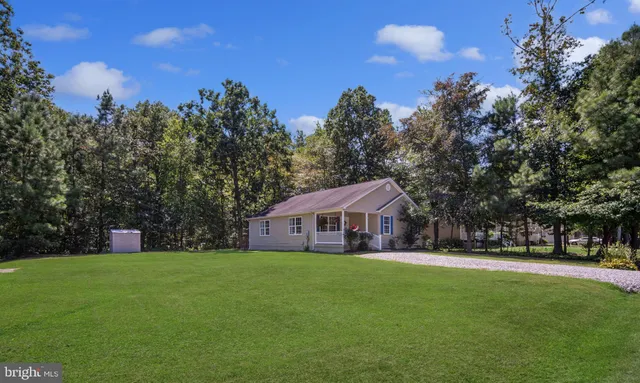 $55,000 | 39 12th Street, Colonial Beach, VA 22443