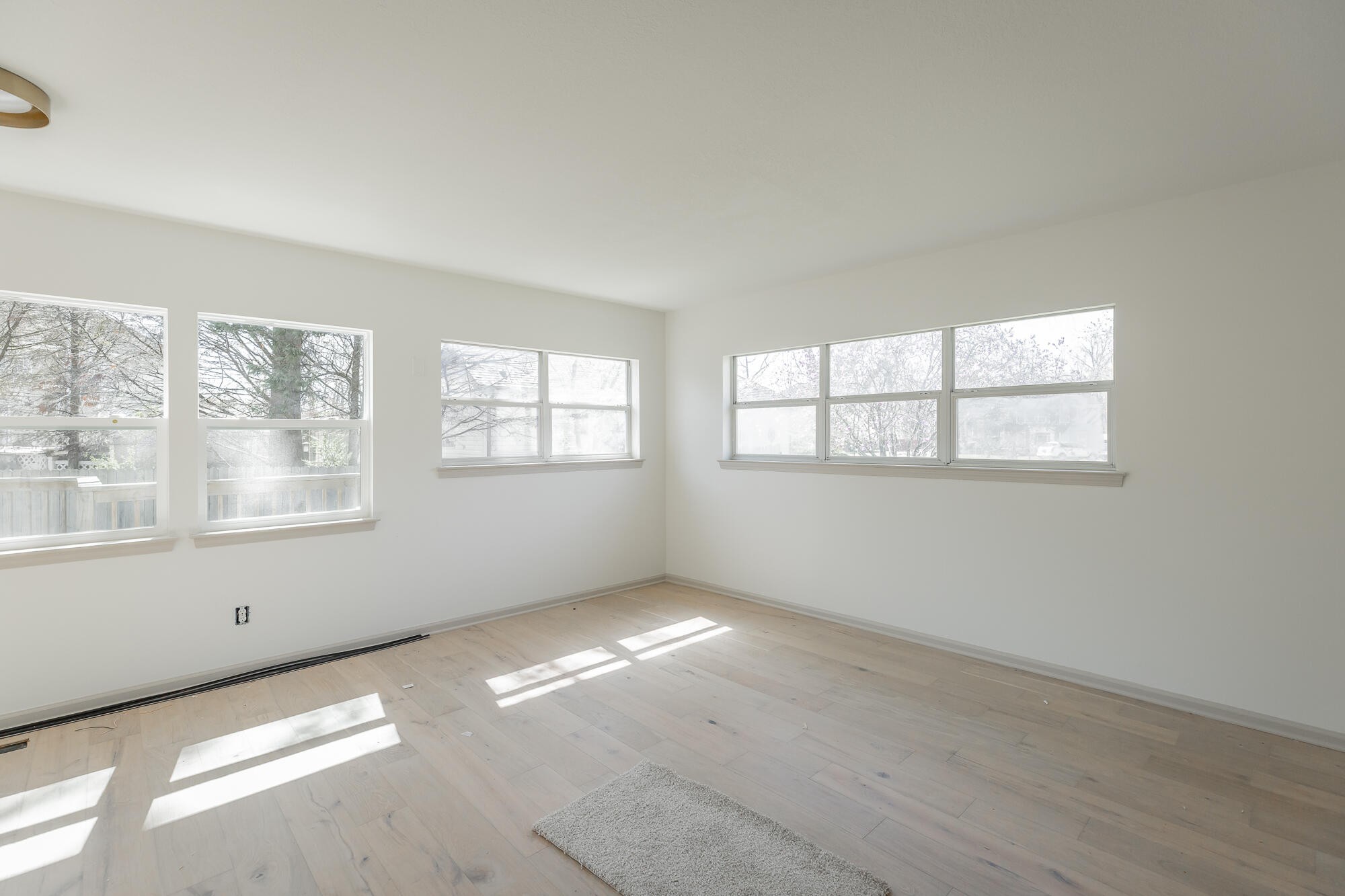 1618 Gunston Hall Road Hixson, TN 37343 - Photo 17 of 25 an empty room with windows