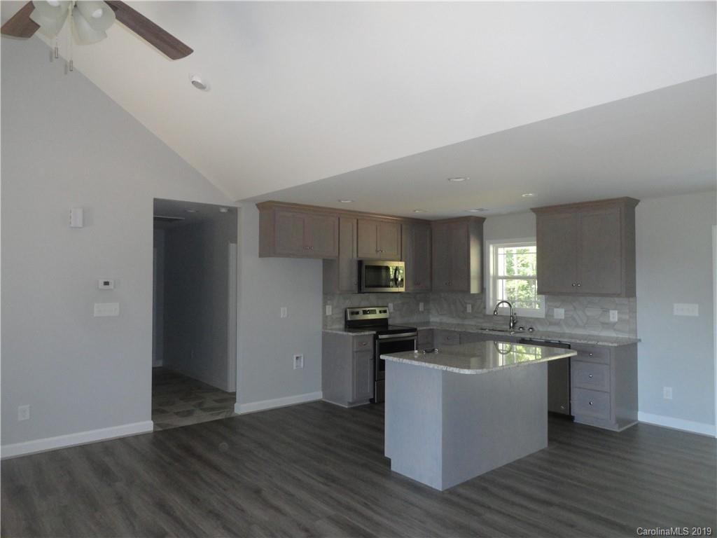 2561 St James Church Road Denver, NC 28037 - Photo 3 of 28 Gallery Image 3