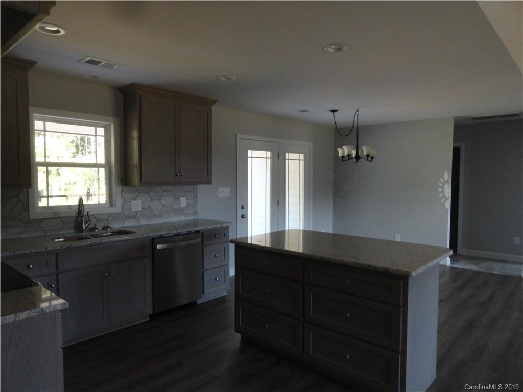2561 St James Church Road Denver, NC 28037 - Photo 4 of 28 Gallery Image 4