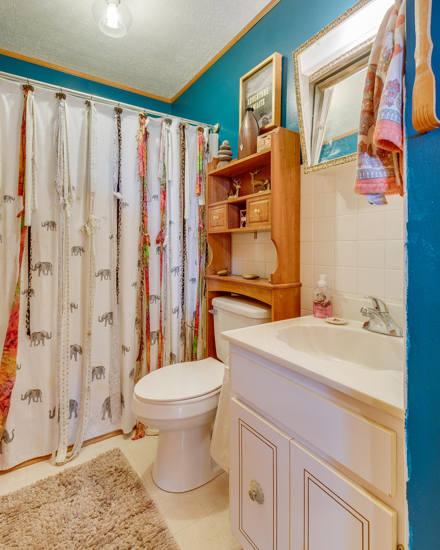 340 Berry Ridge Road Jonesborough, TN 37659 - Photo 22 of 37 Bathroom 2