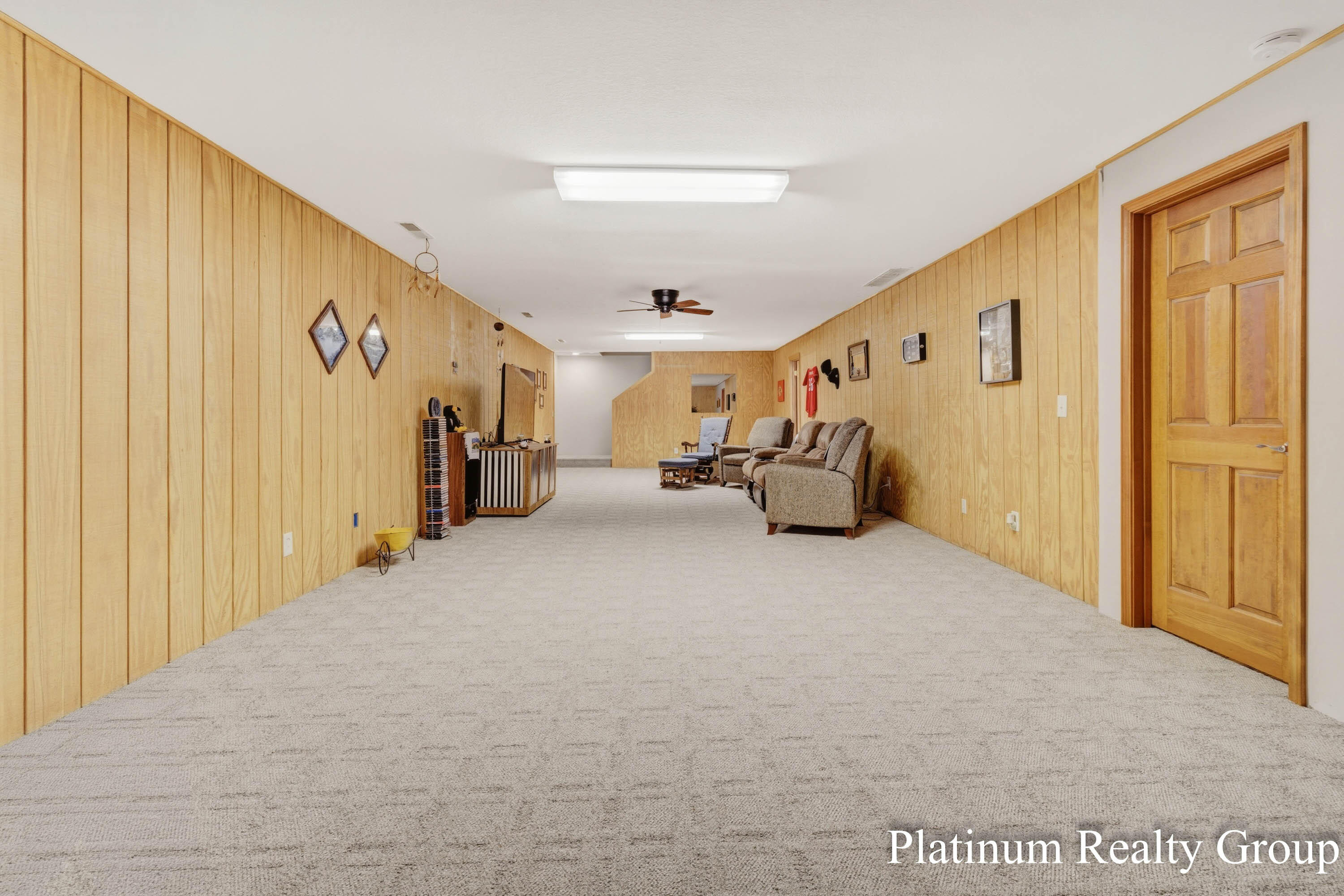 6226 Hall Road Muskegon, MI 49442 - Photo 37 of 53 Large Rec Room