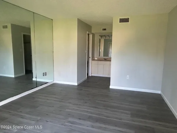$1,600 | 205 Palmetto Avenue, Unit 301, Merritt Island, FL 32953