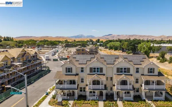 $1,062,799 | 4756 Las Positas Road, Unit 186, Livermore, CA 94551