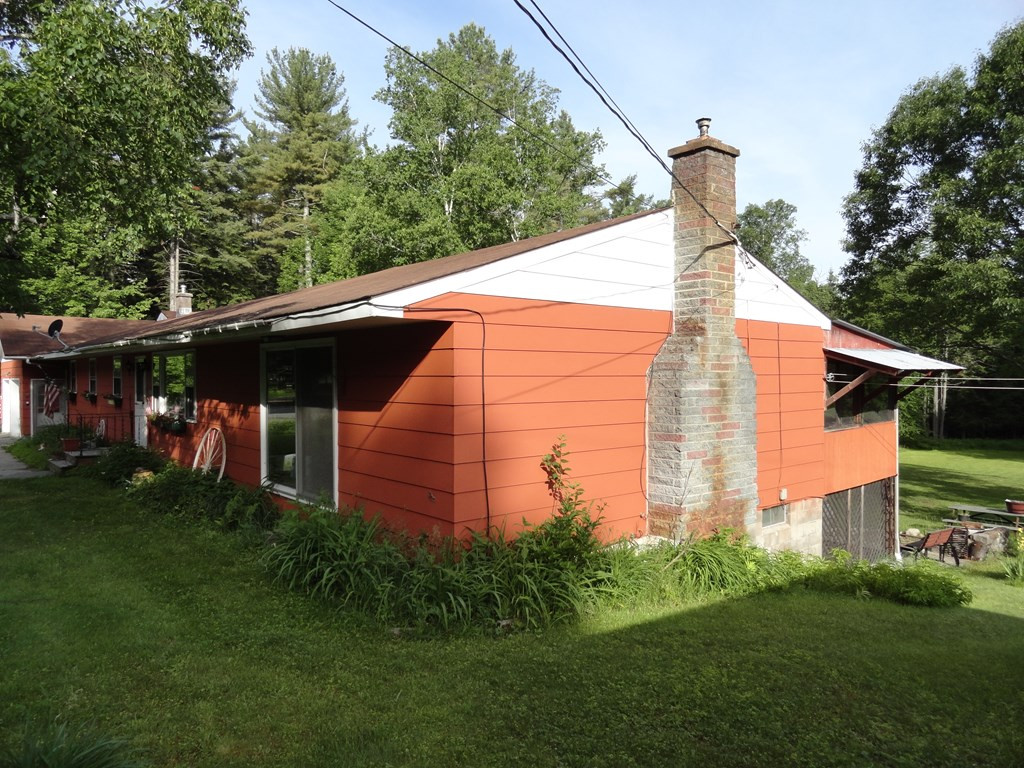 129 Kickerville Road Long Lake, NY 12847 - Photo 4 of 42 Gallery Image 4