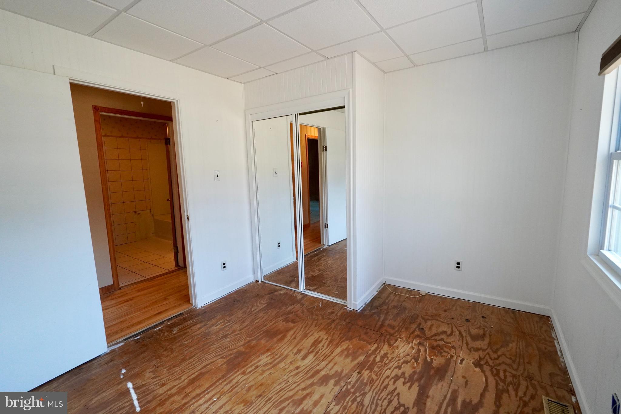 401 Ray Mar Road Oxford, PA 19363 - Photo 20 of 39 Bedroom 1