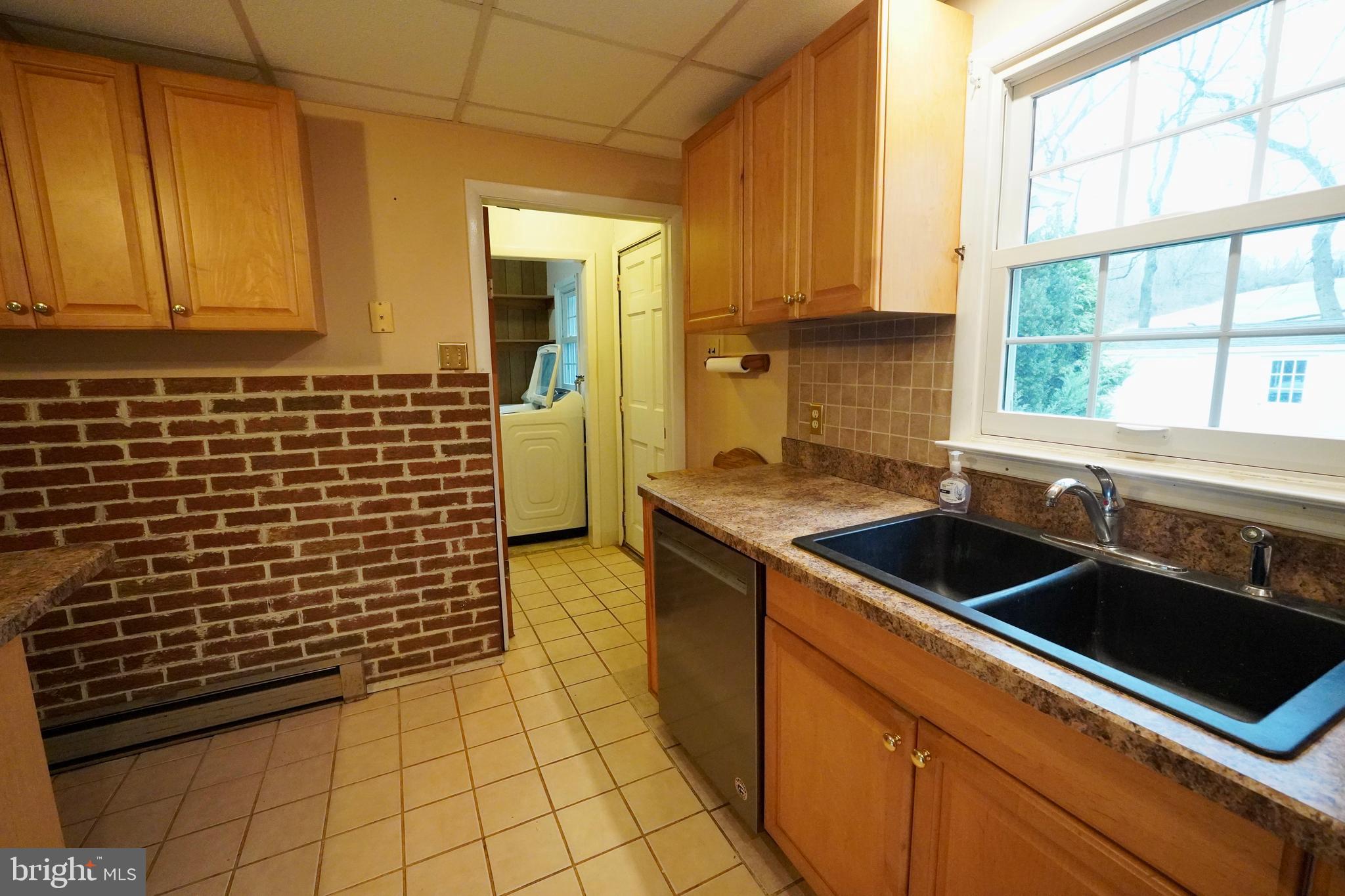 401 Ray Mar Road Oxford, PA 19363 - Photo 6 of 39 Gallery Image 6