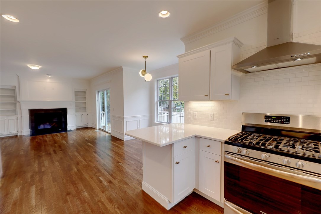 4 Congress Road Barrington, RI 02806 - Photo 13 of 29 Gallery Image 13