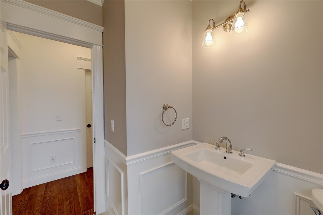 4 Congress Road Barrington, RI 02806 - Photo 18 of 29 Gallery Image 18