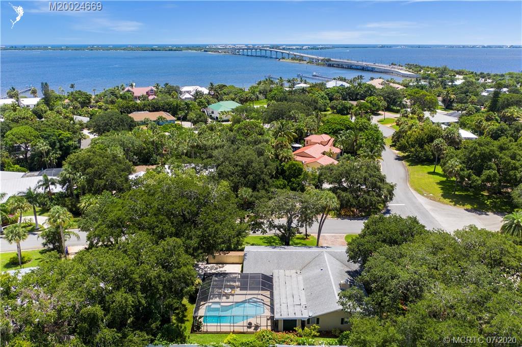 15 Banyan Road Stuart, FL 34996 - Photo 4 of 52 So you'd like to go to the Beach. Would you like to drive or walk? There is also a PUBLIX Grocery just beyond the end of the bridge (multiple wonderful grocery in minutes either direction).