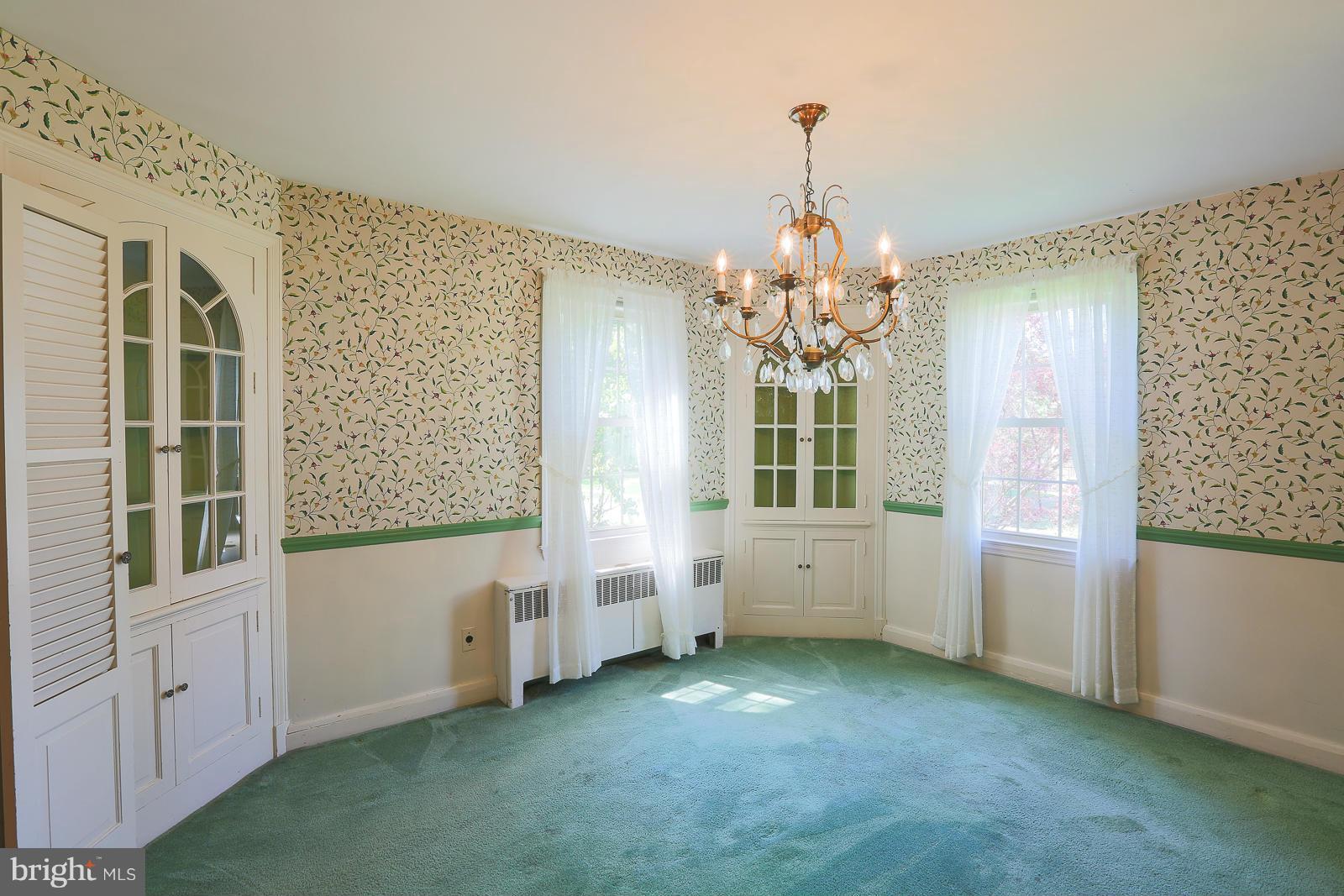 7005 Deerfield Road Pikesville, MD 21208 - Photo 9 of 30 Separate dining room