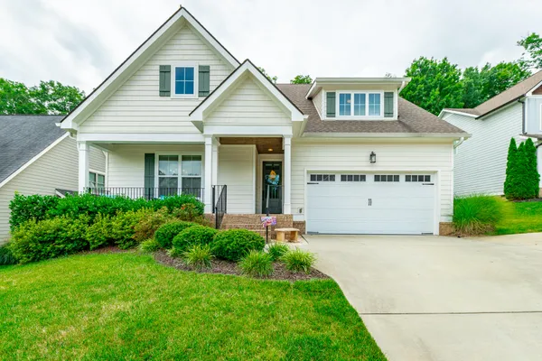 $689,000 | 9418 Silver Stone Lane, Ooltewah, TN 37363