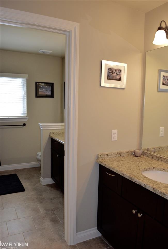 22558 Brantingham Road Macomb, MI 48044 - Photo 27 of 37 31394659-28.JPG