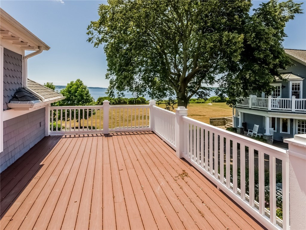 18 Stonegate Road Warren, RI 02885 - Photo 14 of 40
