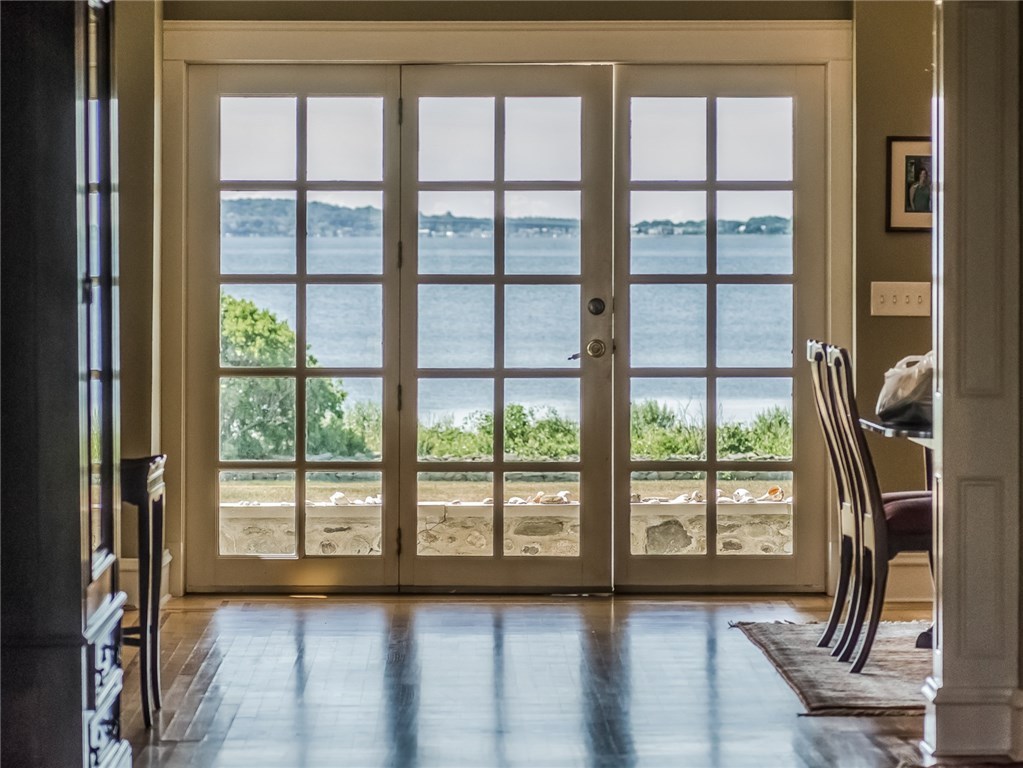 18 Stonegate Road Warren, RI 02885 - Photo 6 of 40