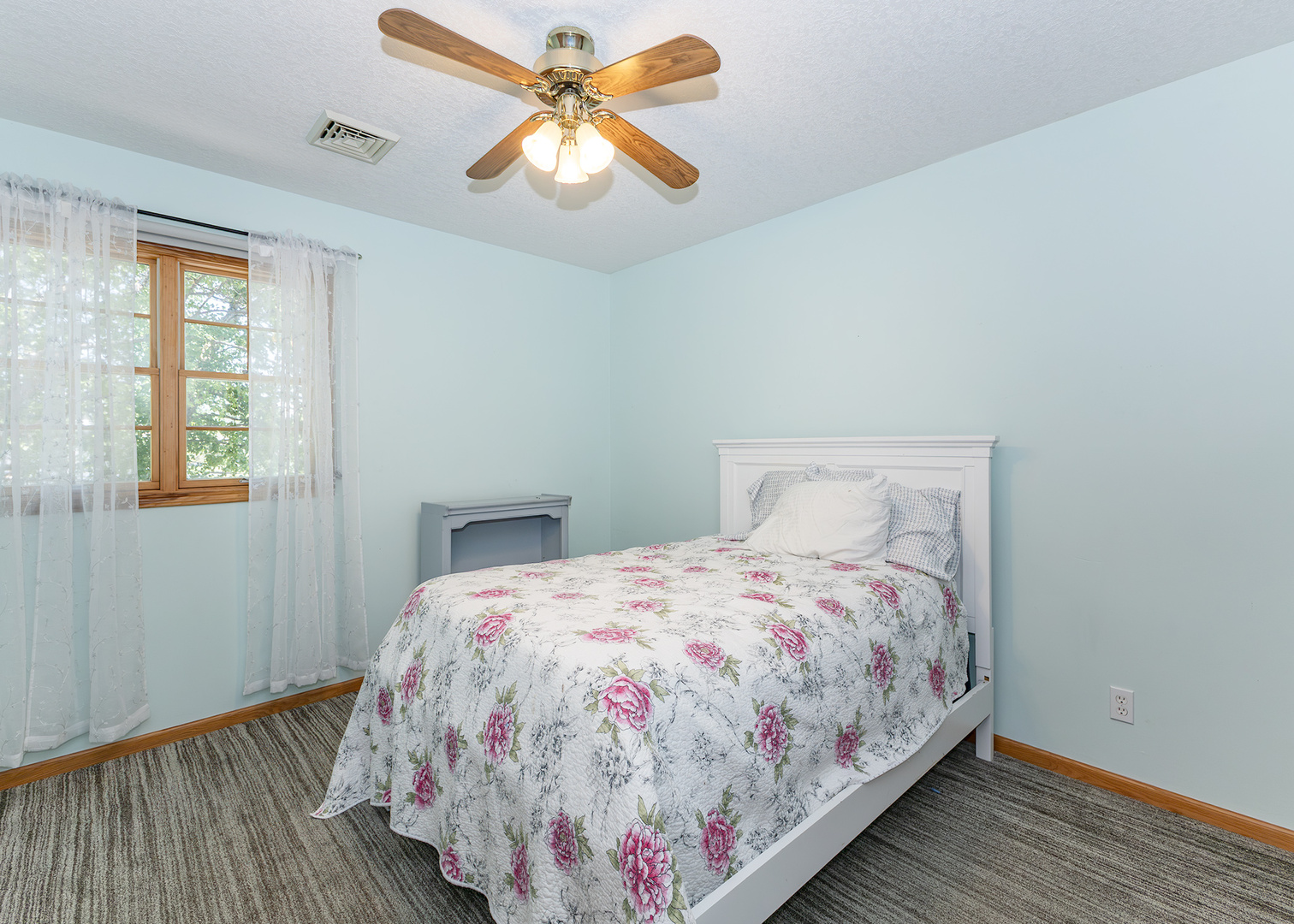 881 Pheasant Run Road Clinton, IA 52732 - Photo 23 of 29