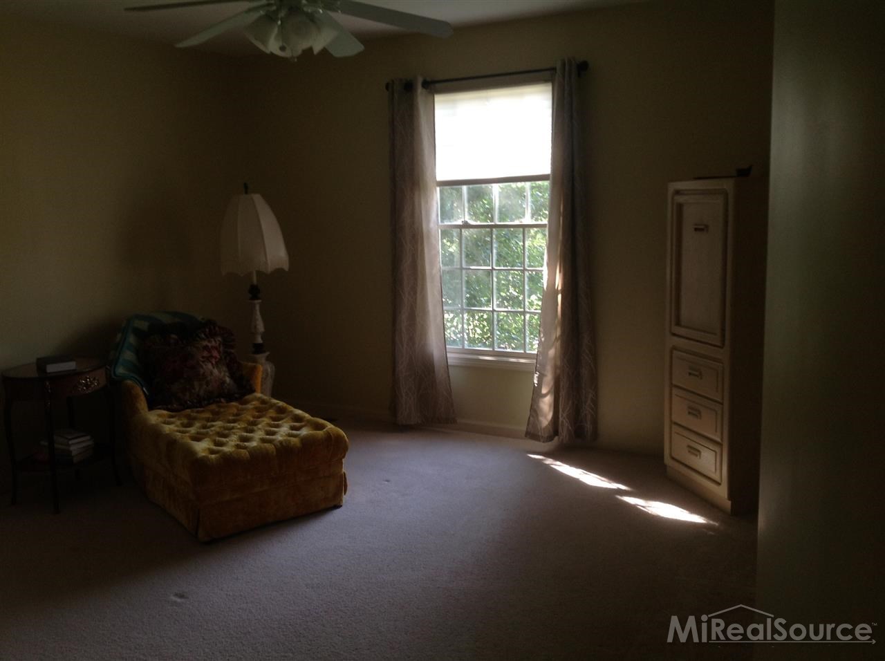 1185 Miners Run Rochester, MI 48306 - Photo 16 of 27 Bedroom