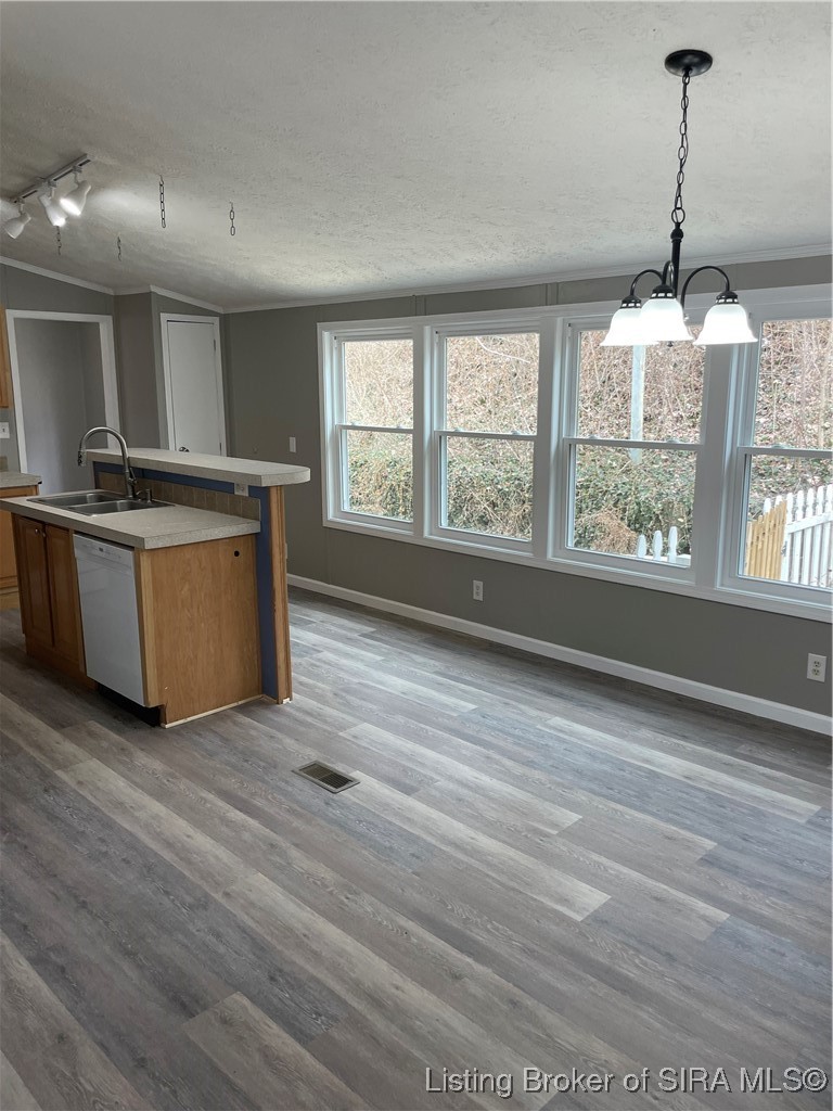 2102 Vest Road New Washington, IN 47162 - Photo 4 of 33