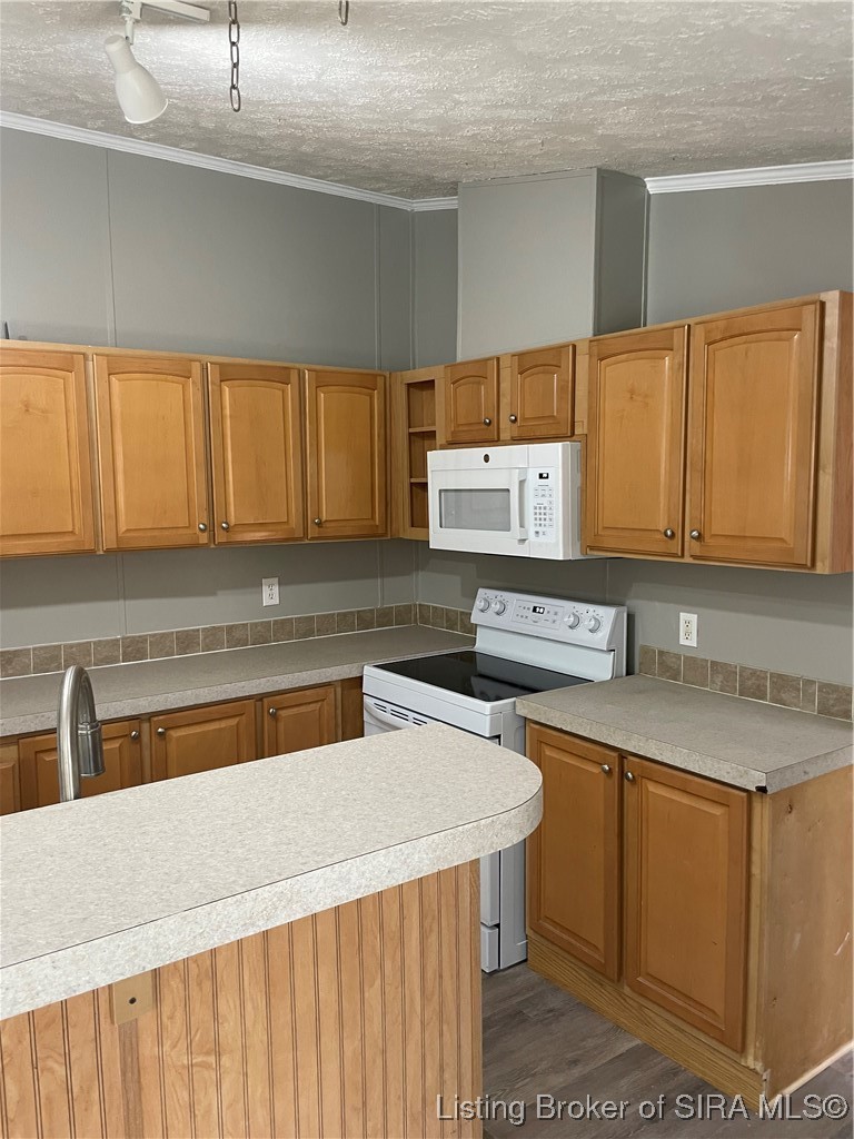 2102 Vest Road New Washington, IN 47162 - Photo 6 of 33