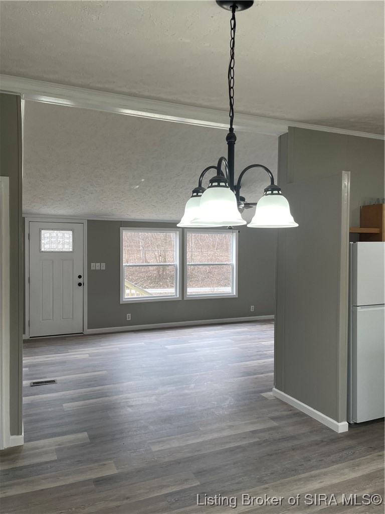 2102 Vest Road New Washington, IN 47162 - Photo 9 of 33