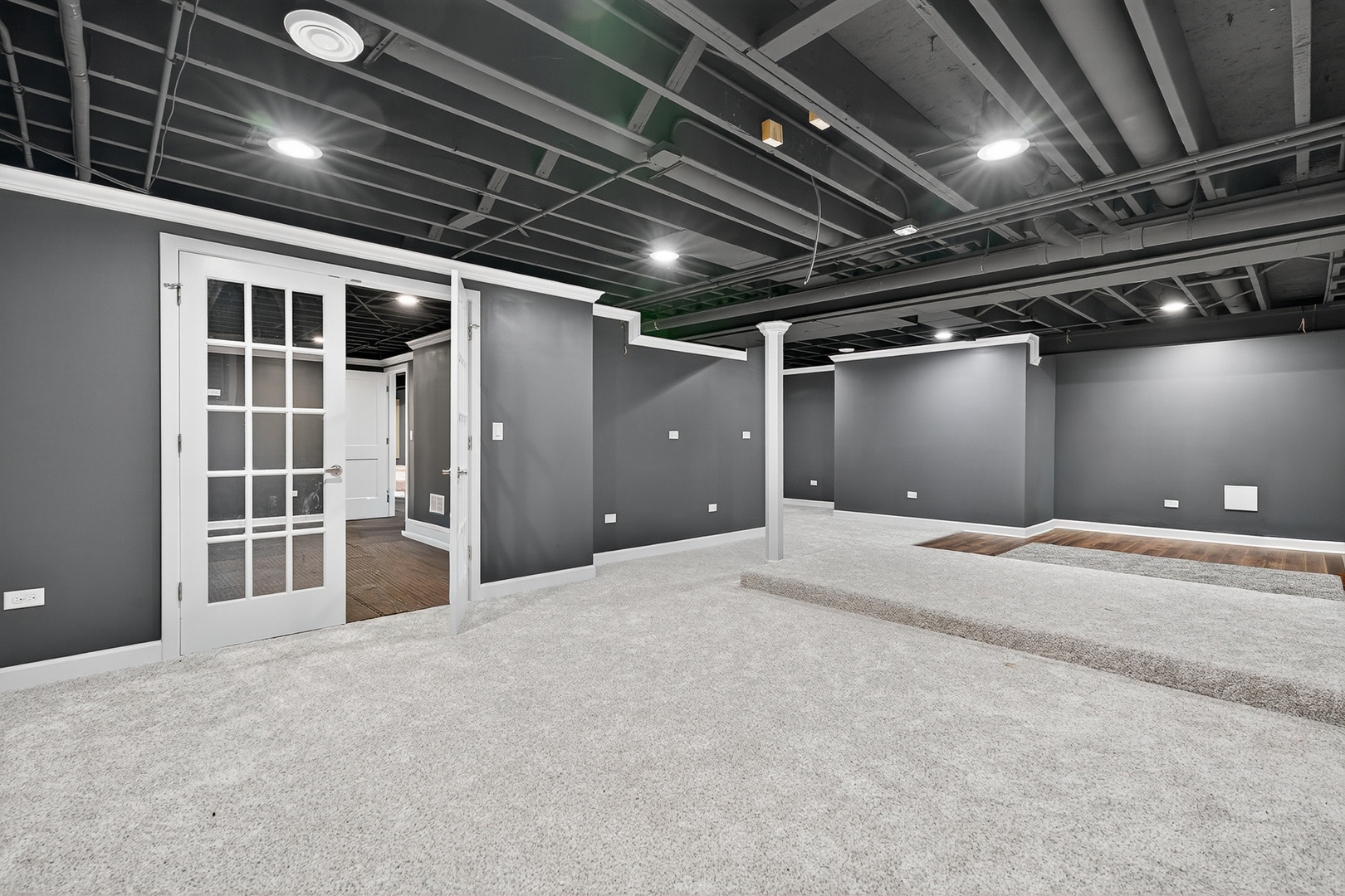 255 Braemar Bolingbrook, IL 60440 - Photo 23 of 36 a view of an empty room with windows