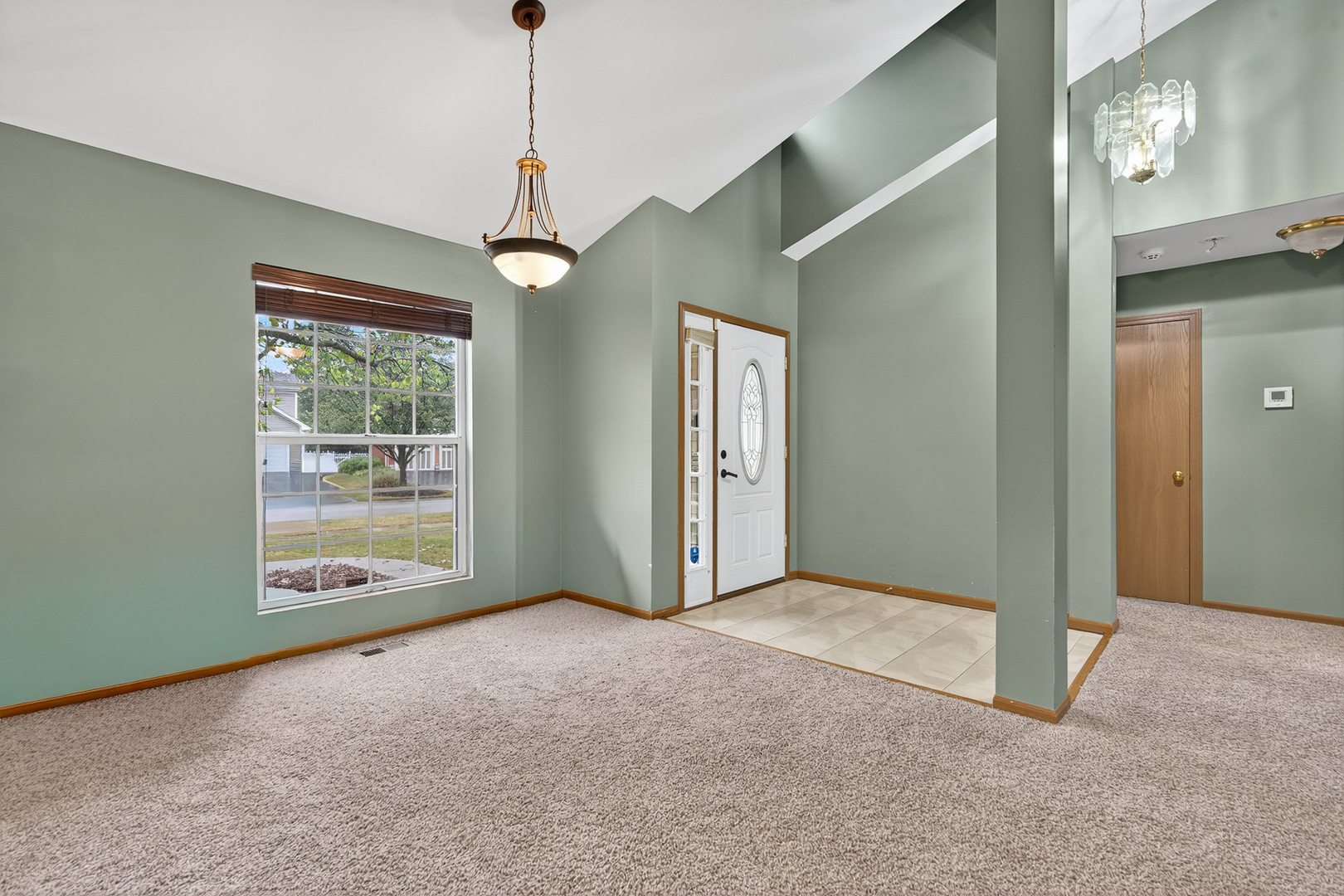 255 Braemar Bolingbrook, IL 60440 - Photo 6 of 36