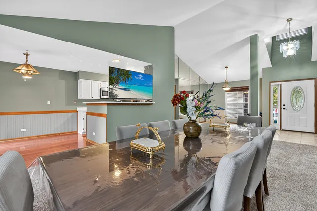 $414,900 | 255 Braemar, Bolingbrook, IL 60440