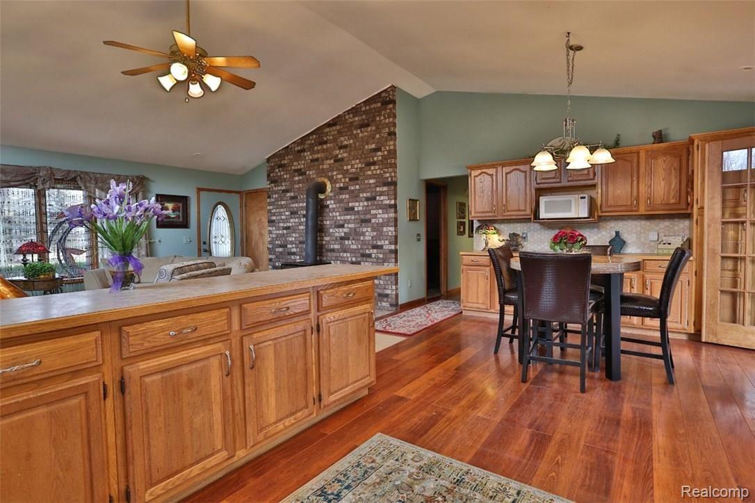20365 Haggerty Road Belleville, MI 48111 - Photo 10 of 35 2B8A8064.jpg