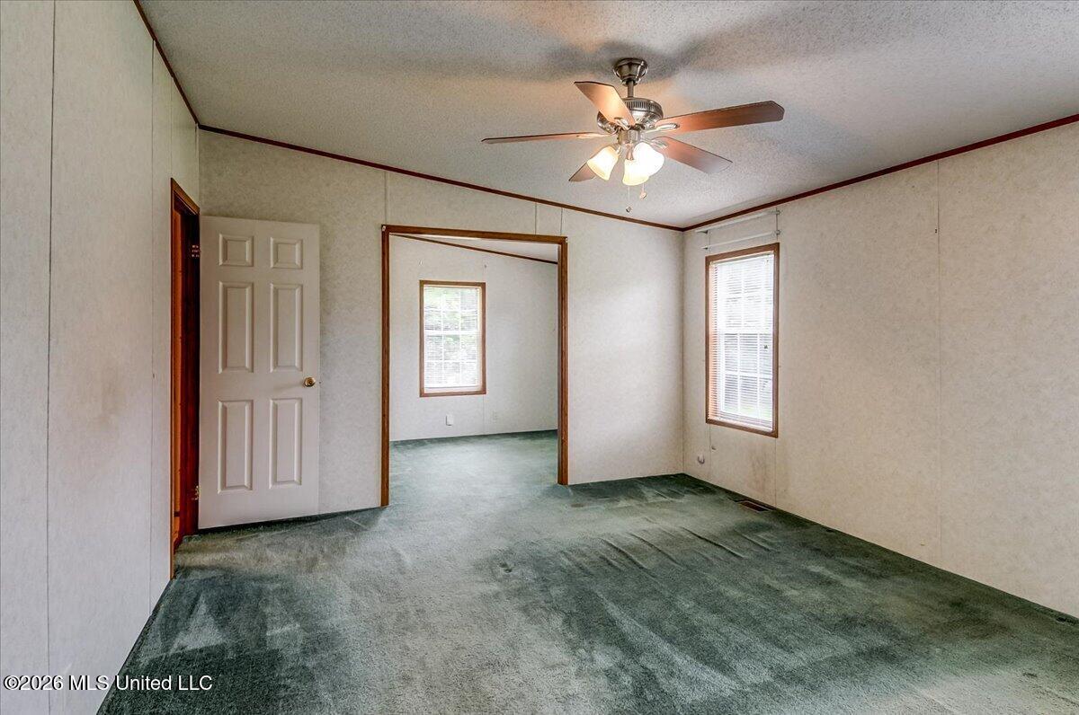 2041 King Road Southaven, MS 38672 - Photo 16 of 32 23-KMP_9577_78_79_80_81