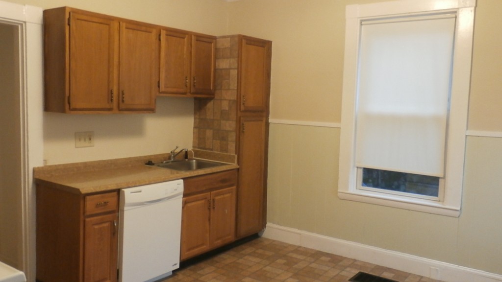 23 Orient Street Malden, MA 02148 - Photo 2 of 30