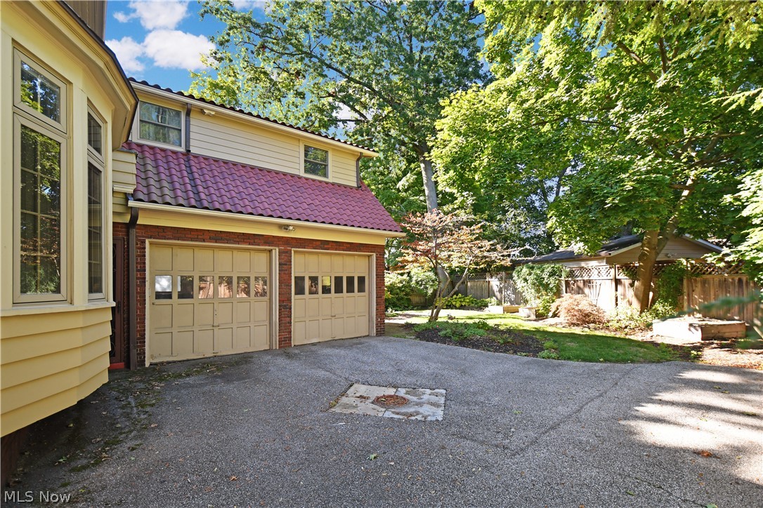 2831 Edgehill Road Cleveland, OH 44118 - Photo 25 of 28 Gallery Image 25