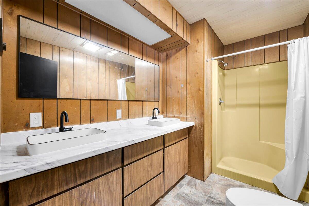 94 Marlette Street Sandusky, MI 48471 - Photo 16 of 30 13-94 Marlette St-13